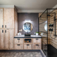 Zelf gedaan: Badkamer in steigerhout